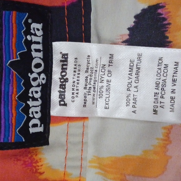 Patagonia Geometric Design Lightweight Shorts - Picture 6 of 8